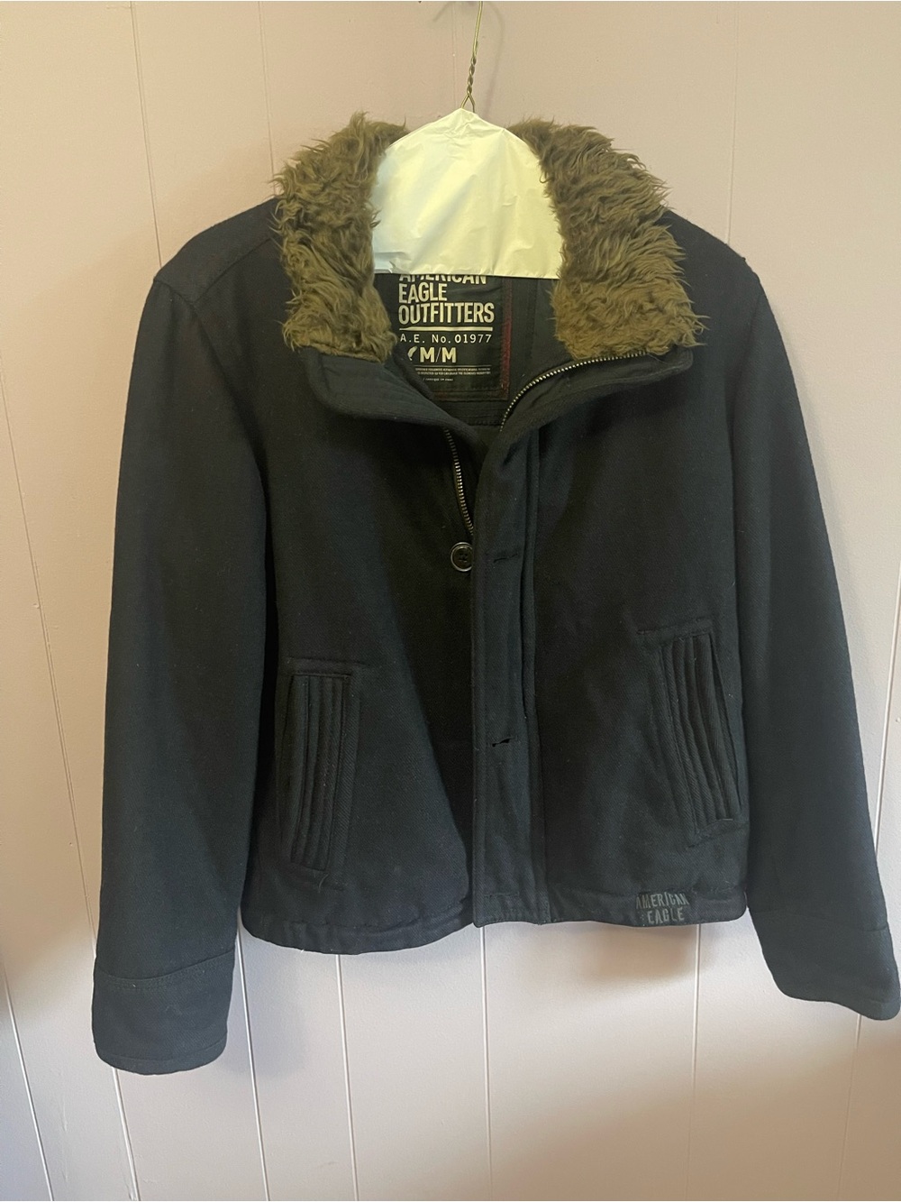 American Eagle Outfitters Men's Black Faux-Fur Collar vintage